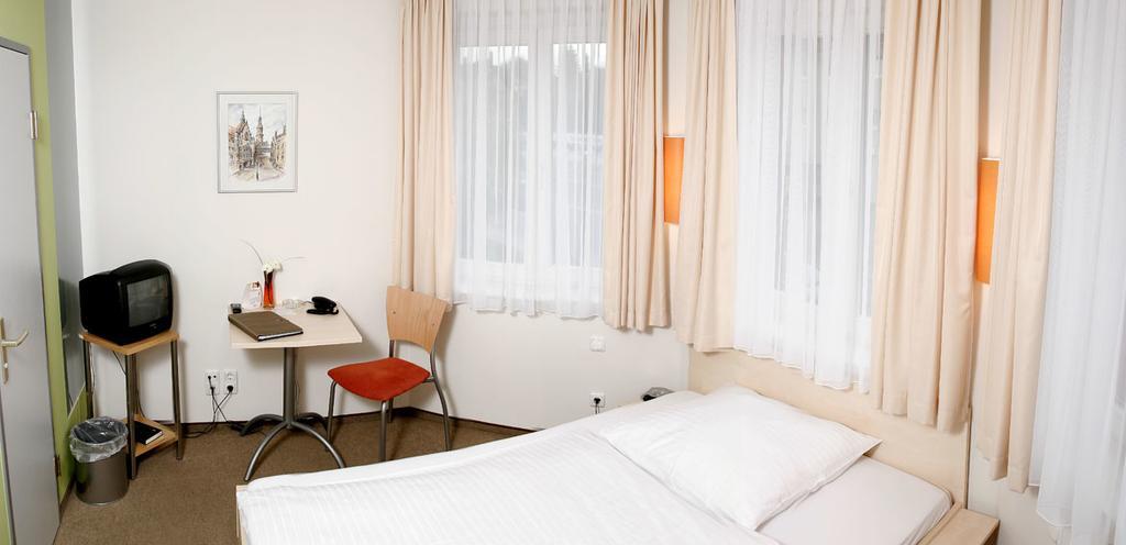 Pension Abendrot Dresden Exterior photo